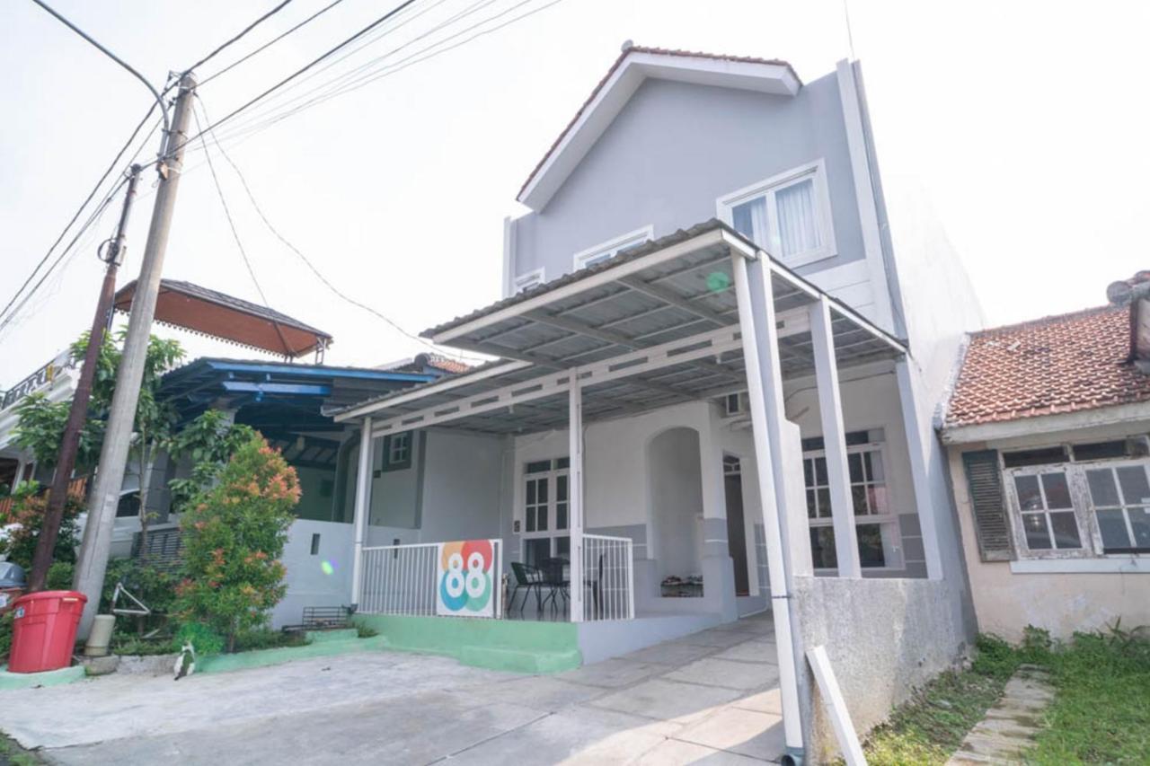 KoolKost near Taman Budaya Sentul Bogor Bagian luar foto